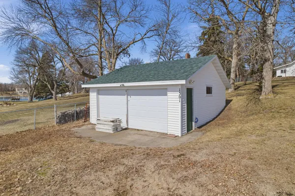 $1,199,000 | 15707 Sandy Beach Road Southeast, Mentor, MN 56736