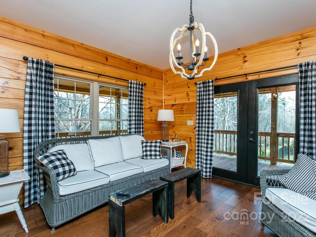 30 Roberts Road Weaverville, NC 28787 - Photo 12 of 33 Gallery Image 12