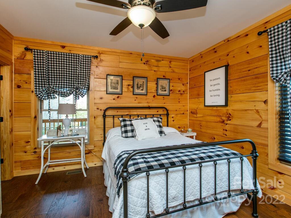 30 Roberts Road Weaverville, NC 28787 - Photo 18 of 33 Gallery Image 18