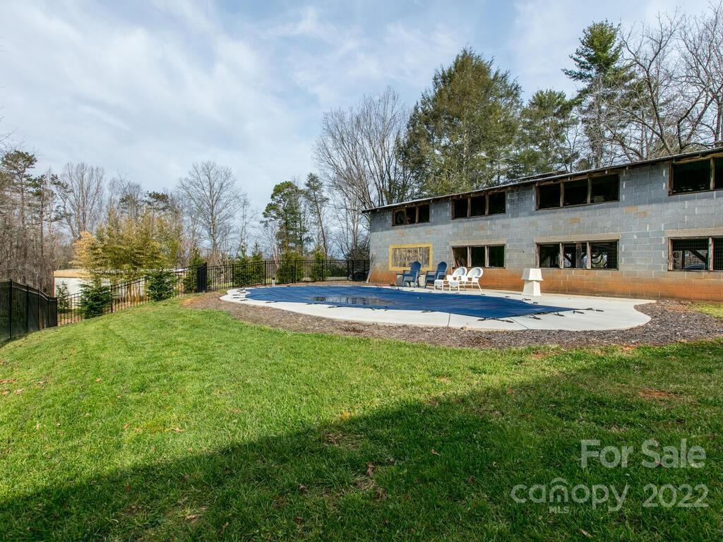 30 Roberts Road Weaverville, NC 28787 - Photo 28 of 33 Gallery Image 28
