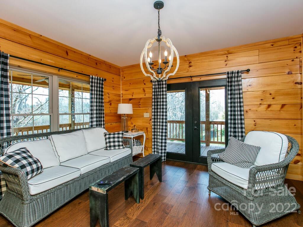 30 Roberts Road Weaverville, NC 28787 - Photo 4 of 33 Gallery Image 4