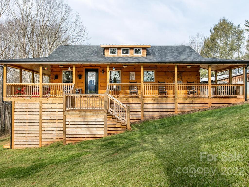 30 Roberts Road Weaverville, NC 28787 - Photo 8 of 33 Gallery Image 8
