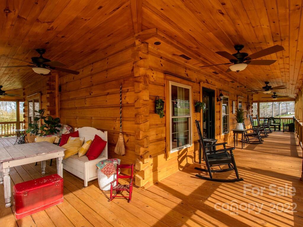 30 Roberts Road Weaverville, NC 28787 - Photo 9 of 33 Gallery Image 9