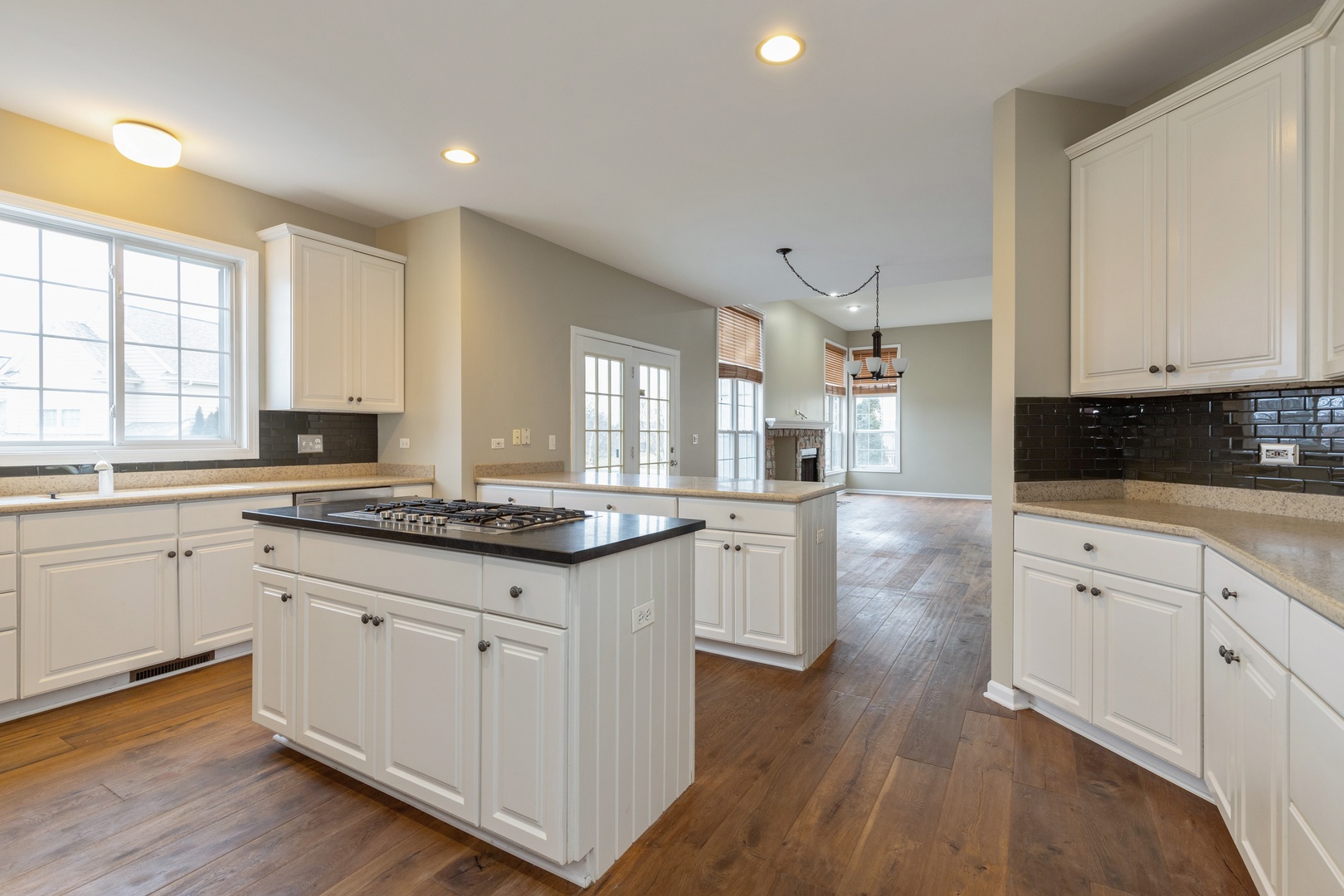 1791 Stanwich Road Vernon Hills, IL 60061 - Photo 2 of 22