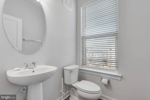 $3,351 | 13505 Sayward Boulevard, Unit 86, Herndon, VA 20171