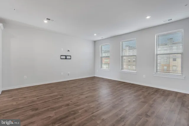 $3,351 | 13505 Sayward Boulevard, Unit 86, Herndon, VA 20171