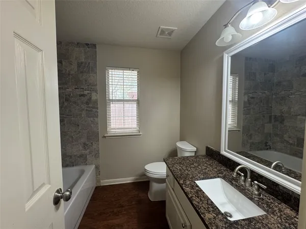 $2,200 | 711 West Clady Drive, Spring, TX 77386