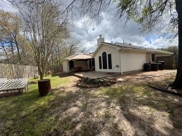 $2,200 | 711 West Clady Drive, Spring, TX 77386