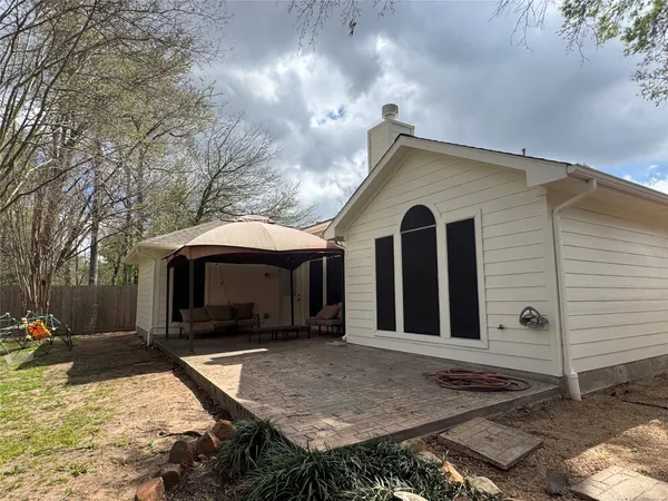 $2,200 | 711 West Clady Drive, Spring, TX 77386