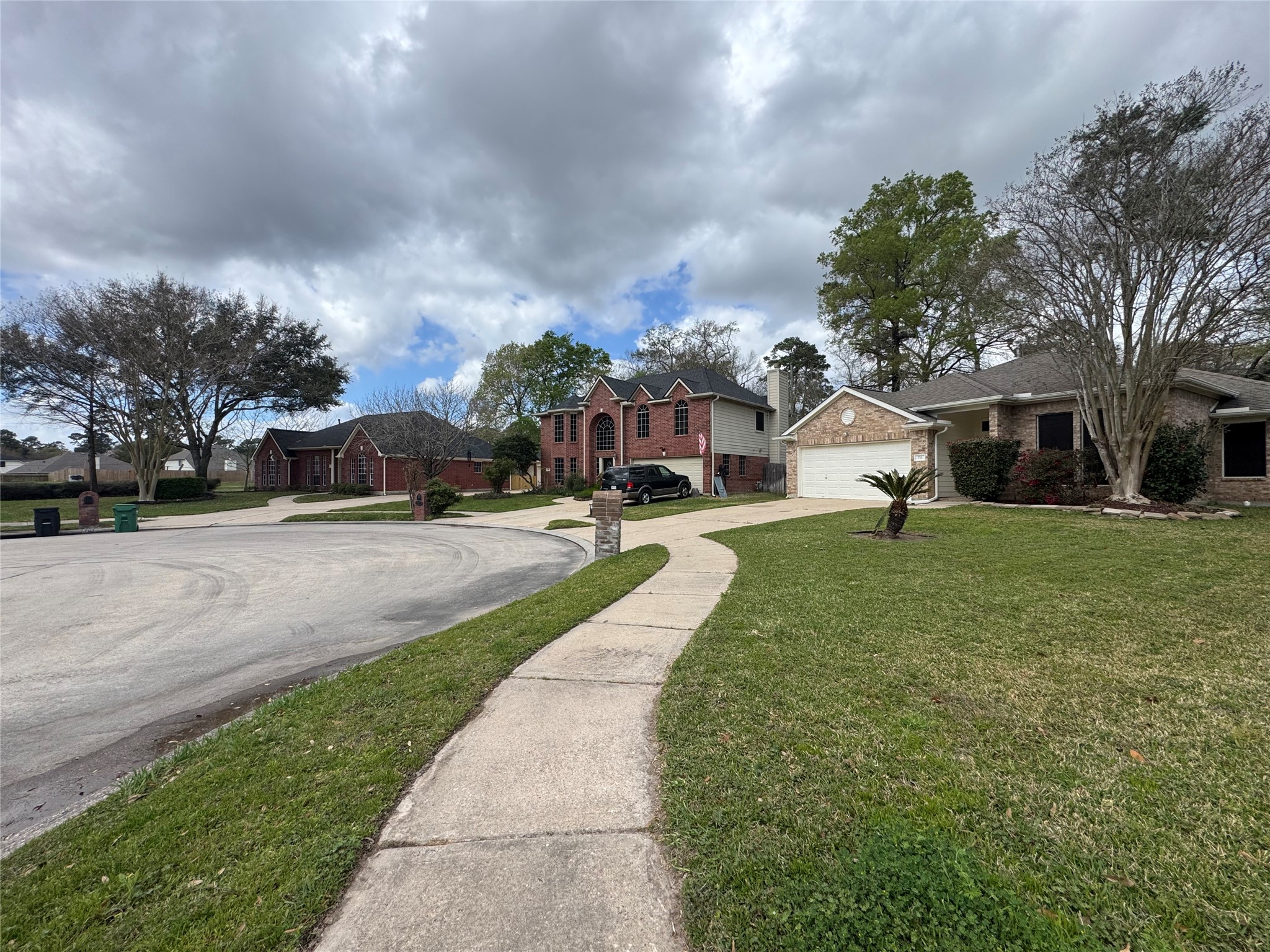 711 West Clady Drive Spring, TX 77386 - Photo 2 of 21