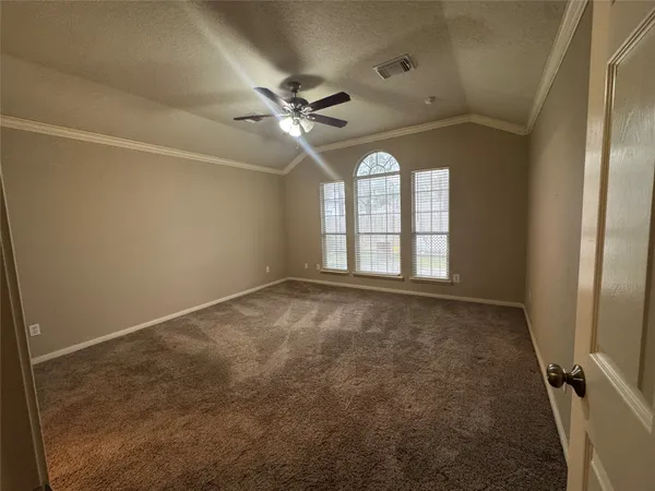 $2,200 | 711 West Clady Drive, Spring, TX 77386