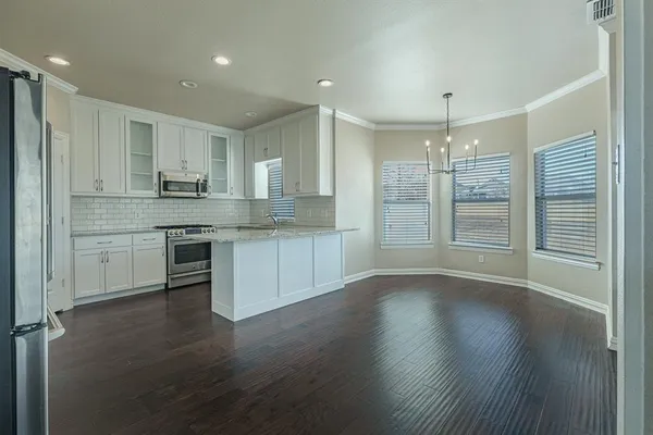 $3,450 | 1360 Shores Boulevard, Rockwall, TX 75087