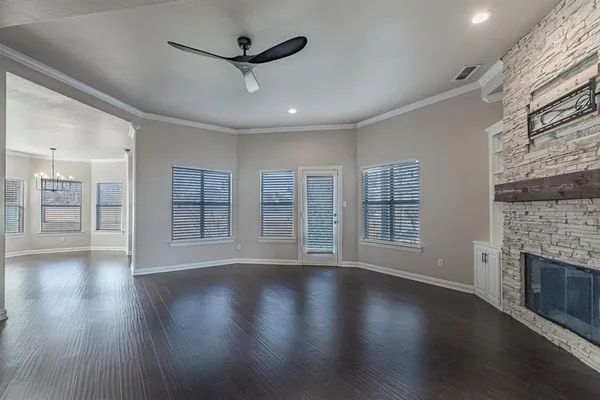 $3,450 | 1360 Shores Boulevard, Rockwall, TX 75087