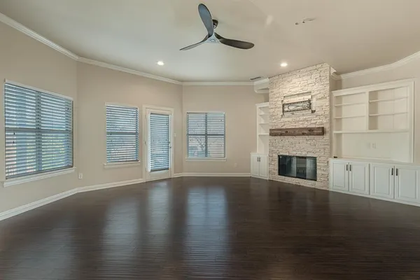 $3,450 | 1360 Shores Boulevard, Rockwall, TX 75087