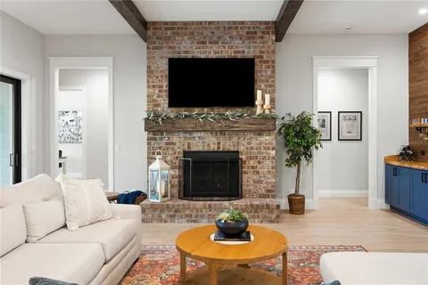 $1,100,000 | 3955 Southeast 43rd Circle, Ocala, FL 34480