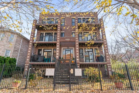 $365,000 | 4903 North Winthrop Avenue, Unit GN, Chicago, IL 60640
