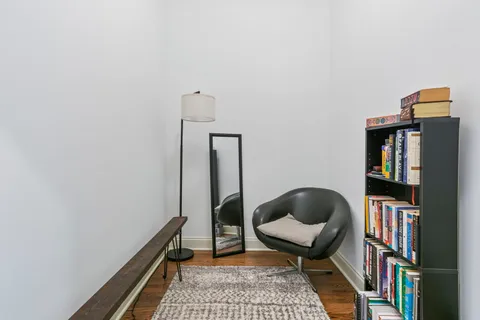 $365,000 | 4903 North Winthrop Avenue, Unit GN, Chicago, IL 60640