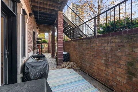 $365,000 | 4903 North Winthrop Avenue, Unit GN, Chicago, IL 60640