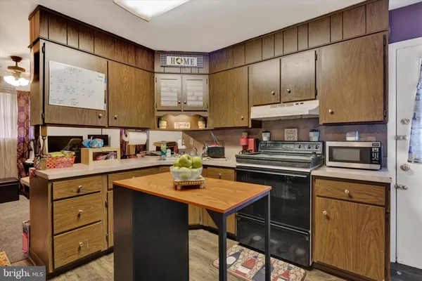 $675,000 | 219 West Main Street, Fleetwood, PA 19522