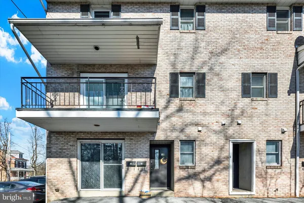 $675,000 | 219 West Main Street, Fleetwood, PA 19522