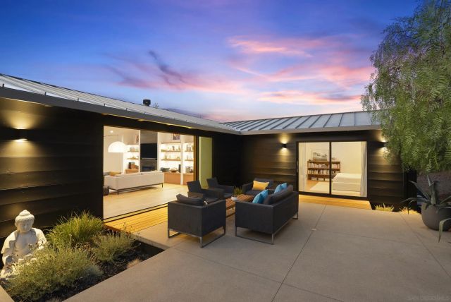 $4,721,902 | 6510 Avenida Manana, La Jolla, CA 92037