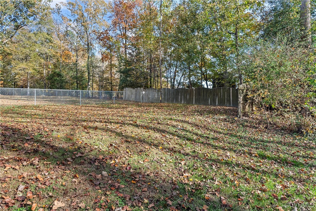 4749 Red Coach Lane Sandston, VA 23150 - Photo 42 of 44