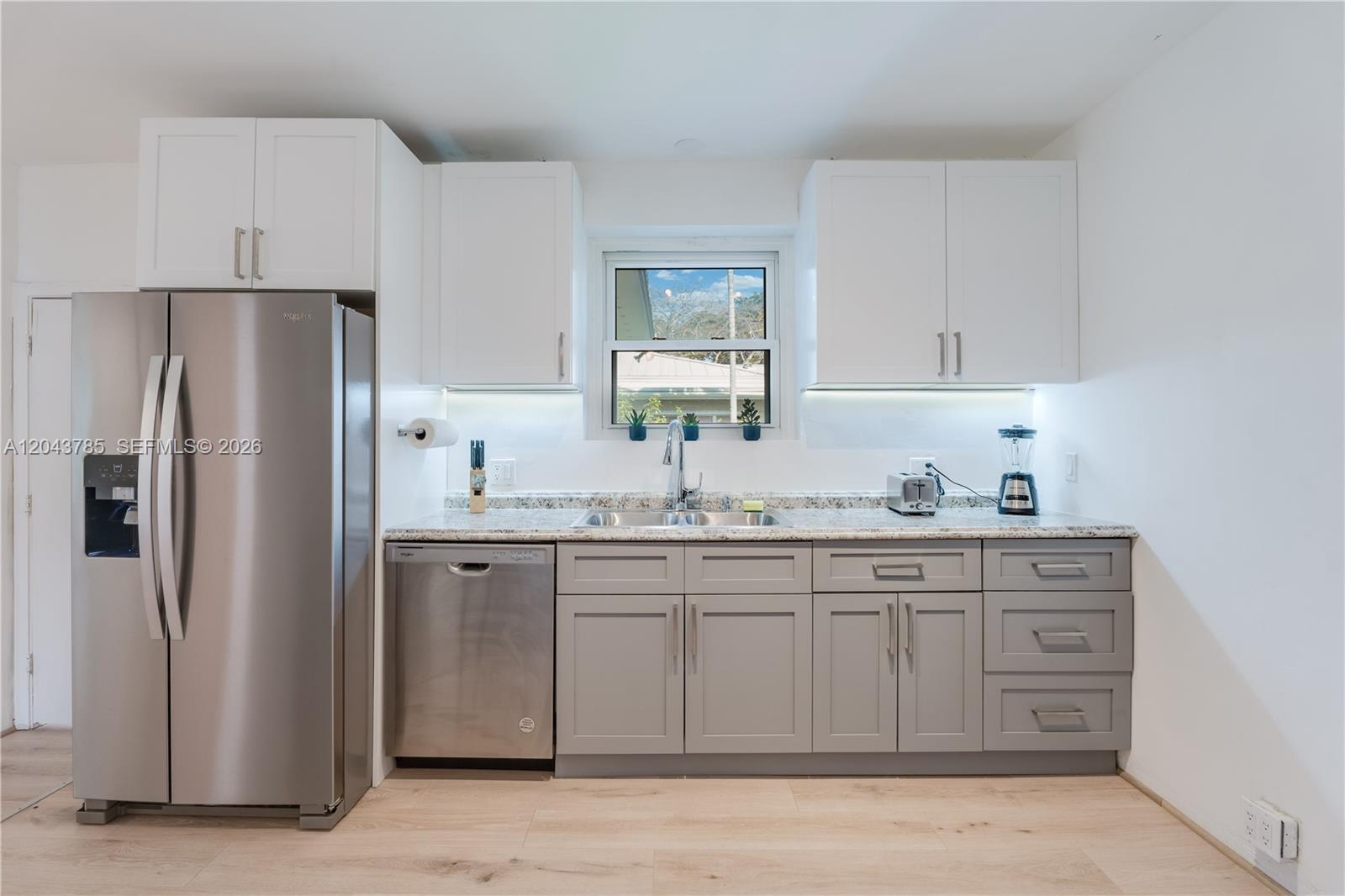 820 Southwest 26th Road Miami, FL 33129 - Photo 4 of 29