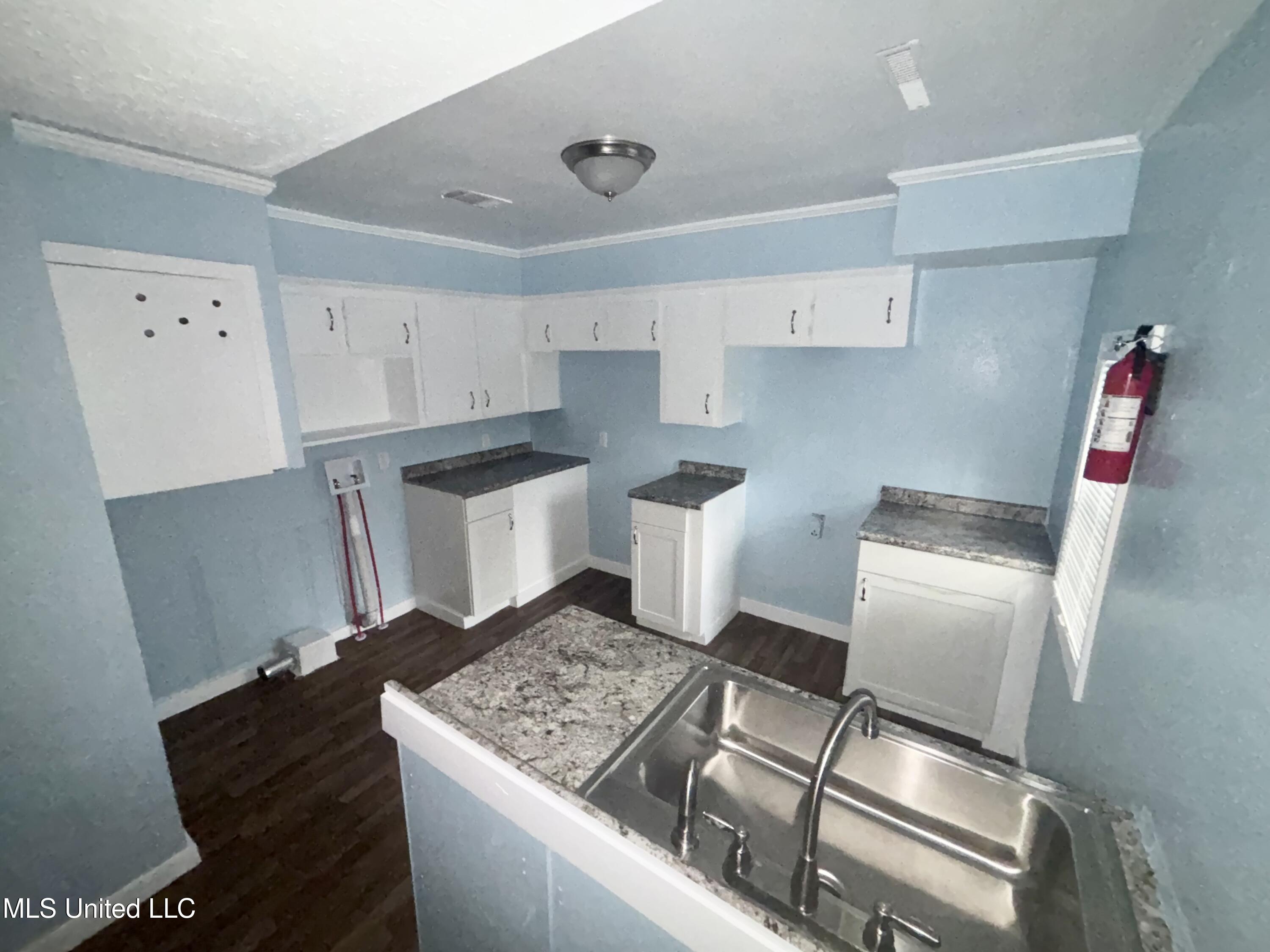 1564 Maria Drive Jackson, MS 39204 - Photo 3 of 11 Kitchen