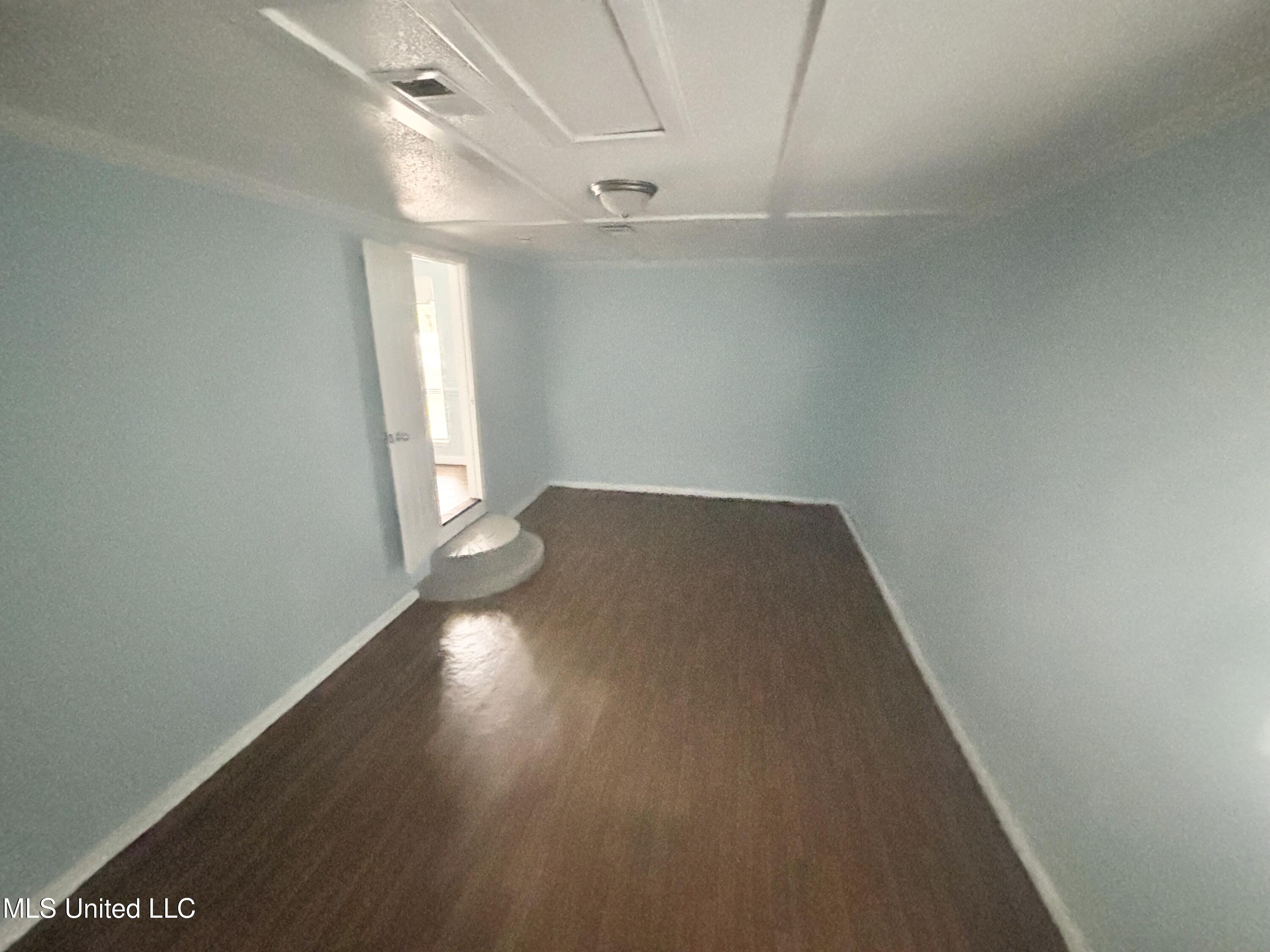 1564 Maria Drive Jackson, MS 39204 - Photo 4 of 11 Bed 1