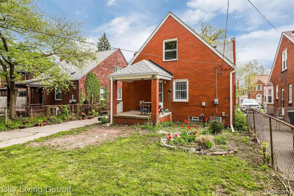 5567 Harvard Road Detroit, MI 48224 - Photo 6 of 37