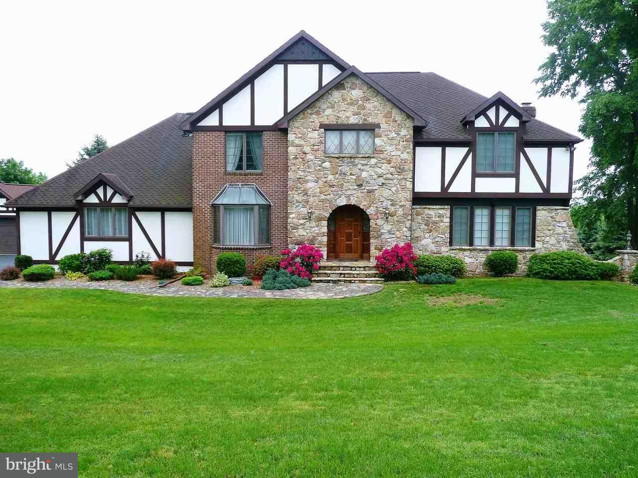 11 Hill Top Road Halifax, PA 17032 - Photo 2 of 25