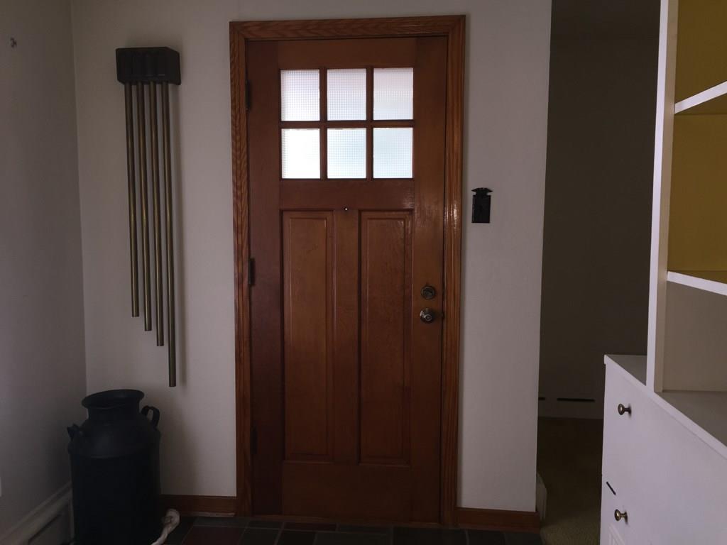 127 College Lodge Road Indiana, PA 15701 - Photo 2 of 22 Interior