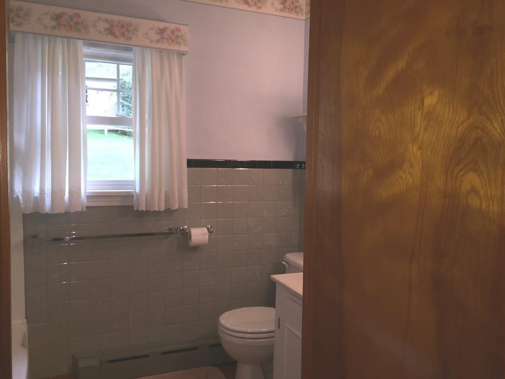127 College Lodge Road Indiana, PA 15701 - Photo 12 of 22 Bathroom