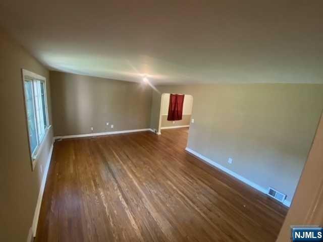 1398 River Road Teaneck, NJ 07666 - Photo 2 of 9