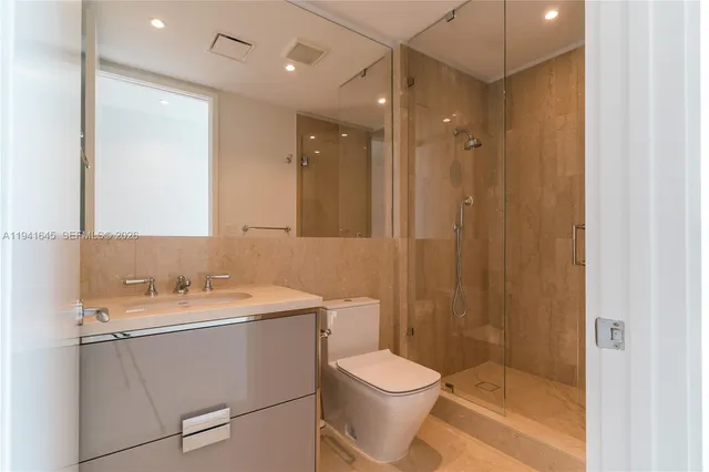 a view of walk in closet