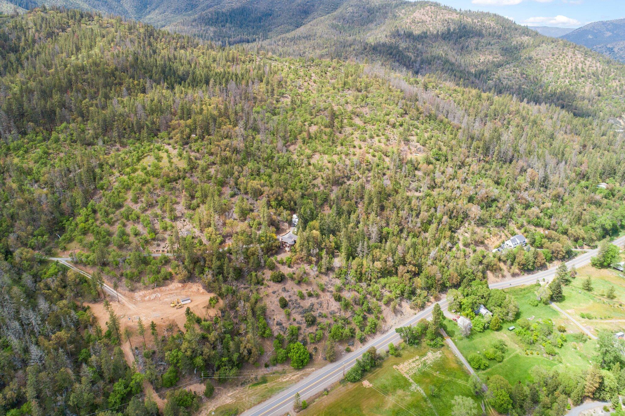 7230 Upper Applegate Road Jacksonville, OR 97530 - Photo 4 of 46