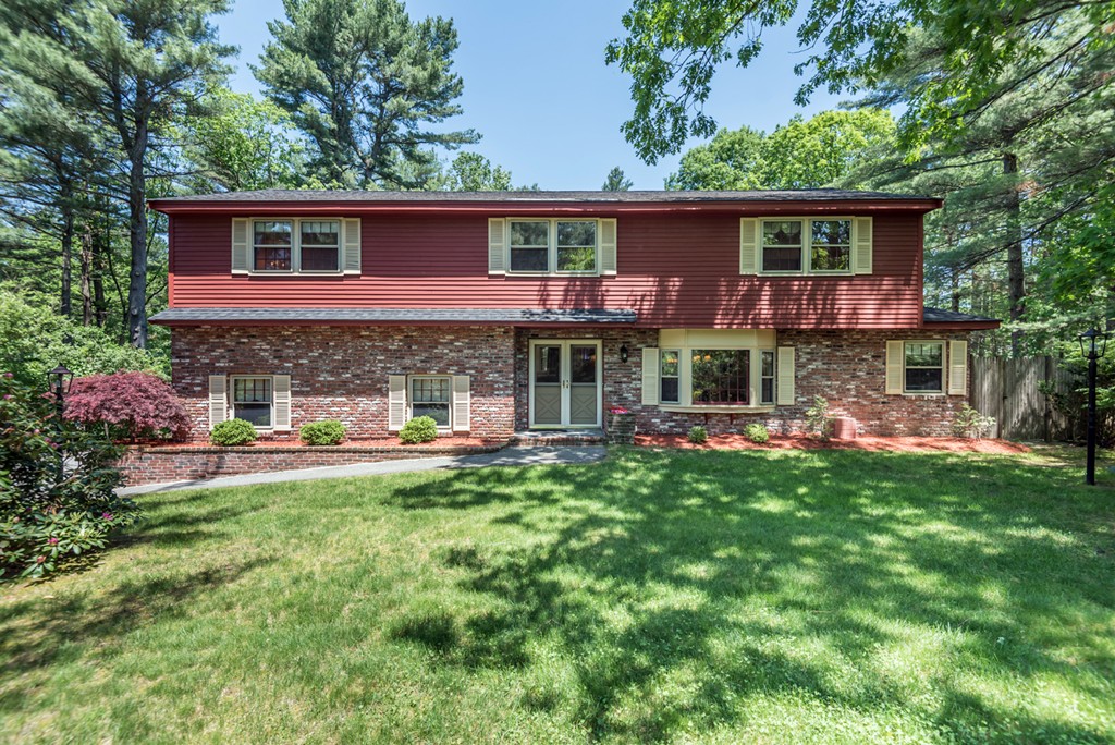 3 Yardley Road Andover, MA 01810 - Photo 1 of 30 Gallery Image 1