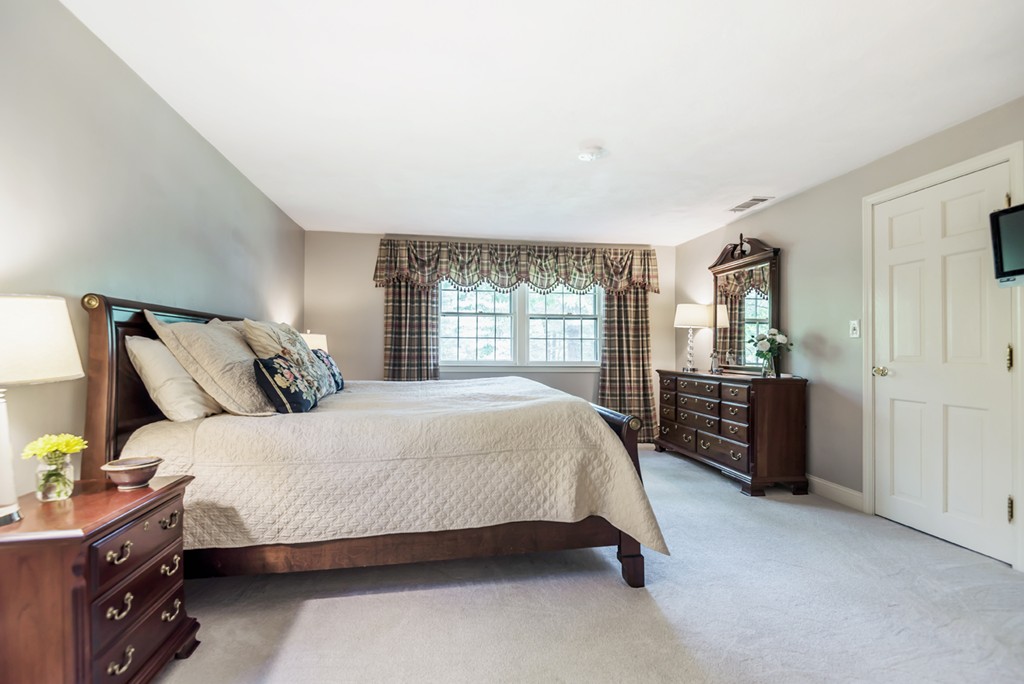 3 Yardley Road Andover, MA 01810 - Photo 17 of 30 Gallery Image 17
