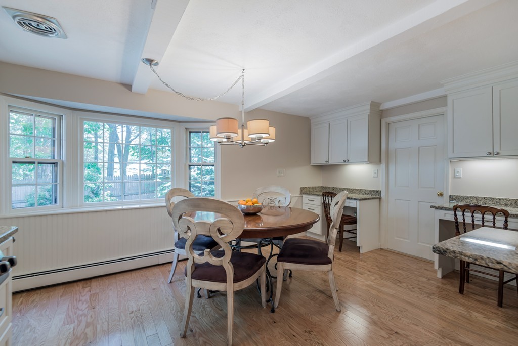 3 Yardley Road Andover, MA 01810 - Photo 7 of 30 Gallery Image 7
