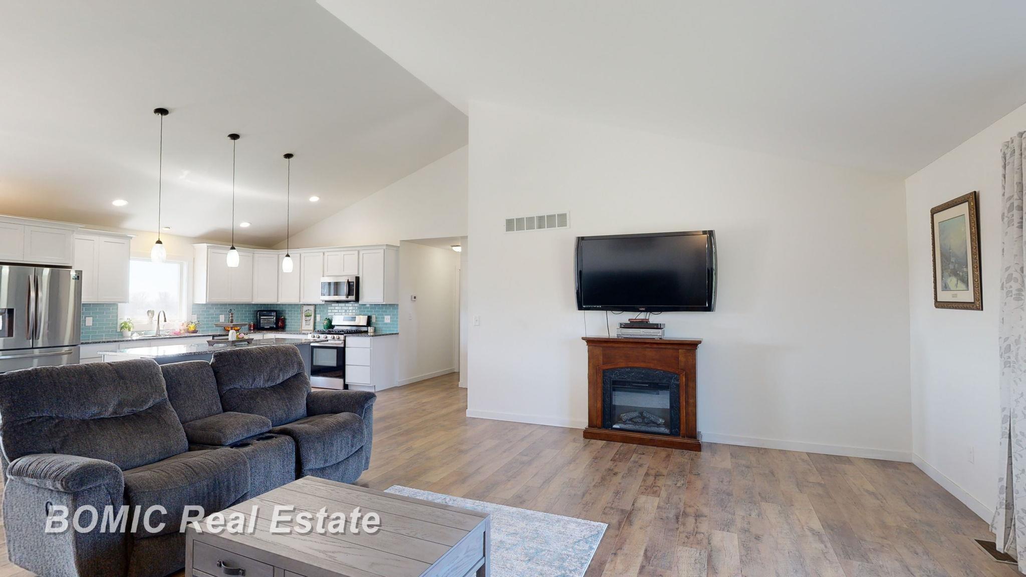 7185 Sohn Road Vassar, MI 48768 - Photo 8 of 34