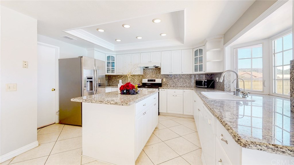 1363 Rolling Knoll Road Diamond Bar, CA 91765 - Photo 11 of 28 Gallery Image 11