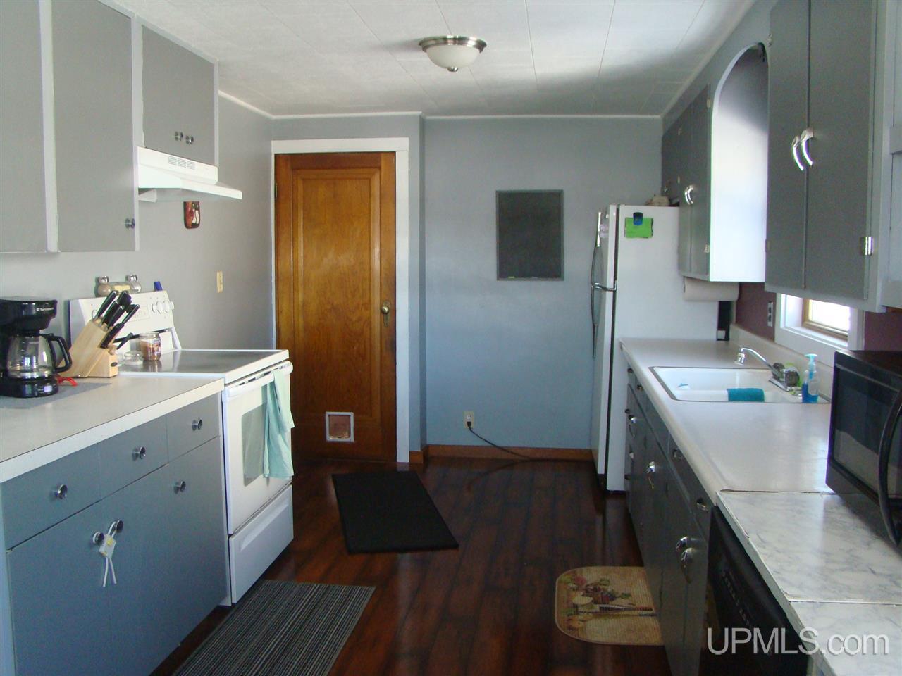 230 Marble Street Ishpeming, MI 49849 - Photo 4 of 22 Gallery Image 4