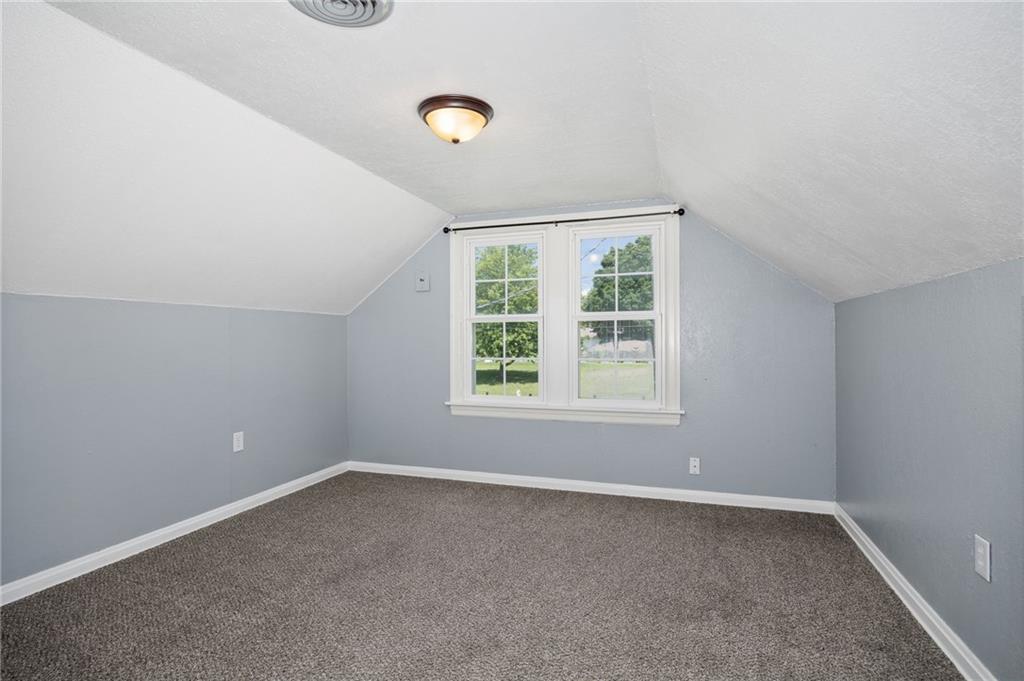109 East Chestnut Street Hamilton, MO 64644 - Photo 26 of 37