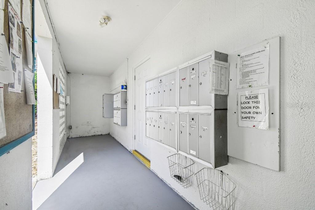 1600 West Lake Parker Drive, Unit B22 Lakeland, FL 33805 - Photo 23 of 26 a view of kitchen with cabinets