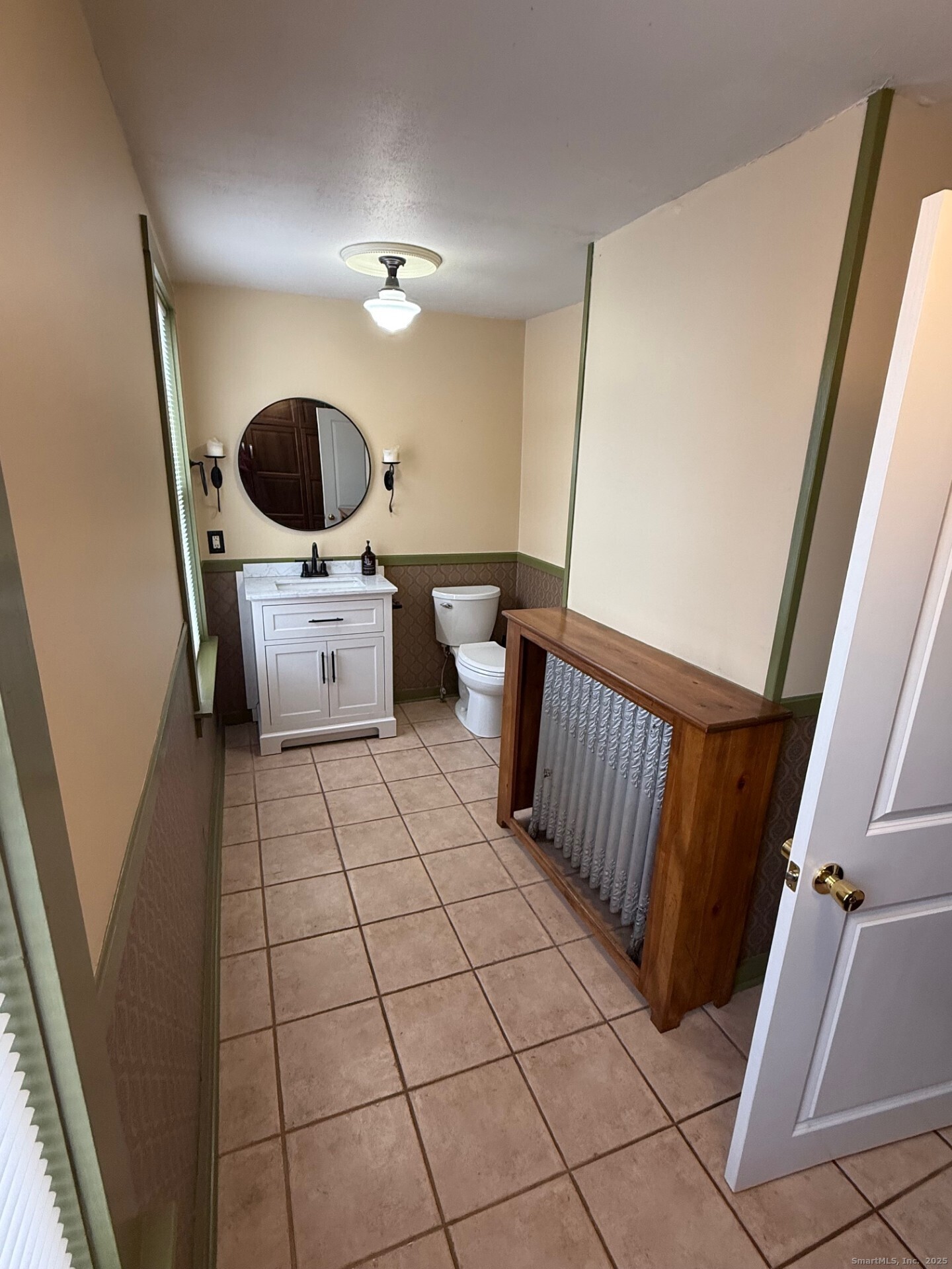 16 Wilkinson Street Putnam, CT 06260 - Photo 7 of 35 First floor unit