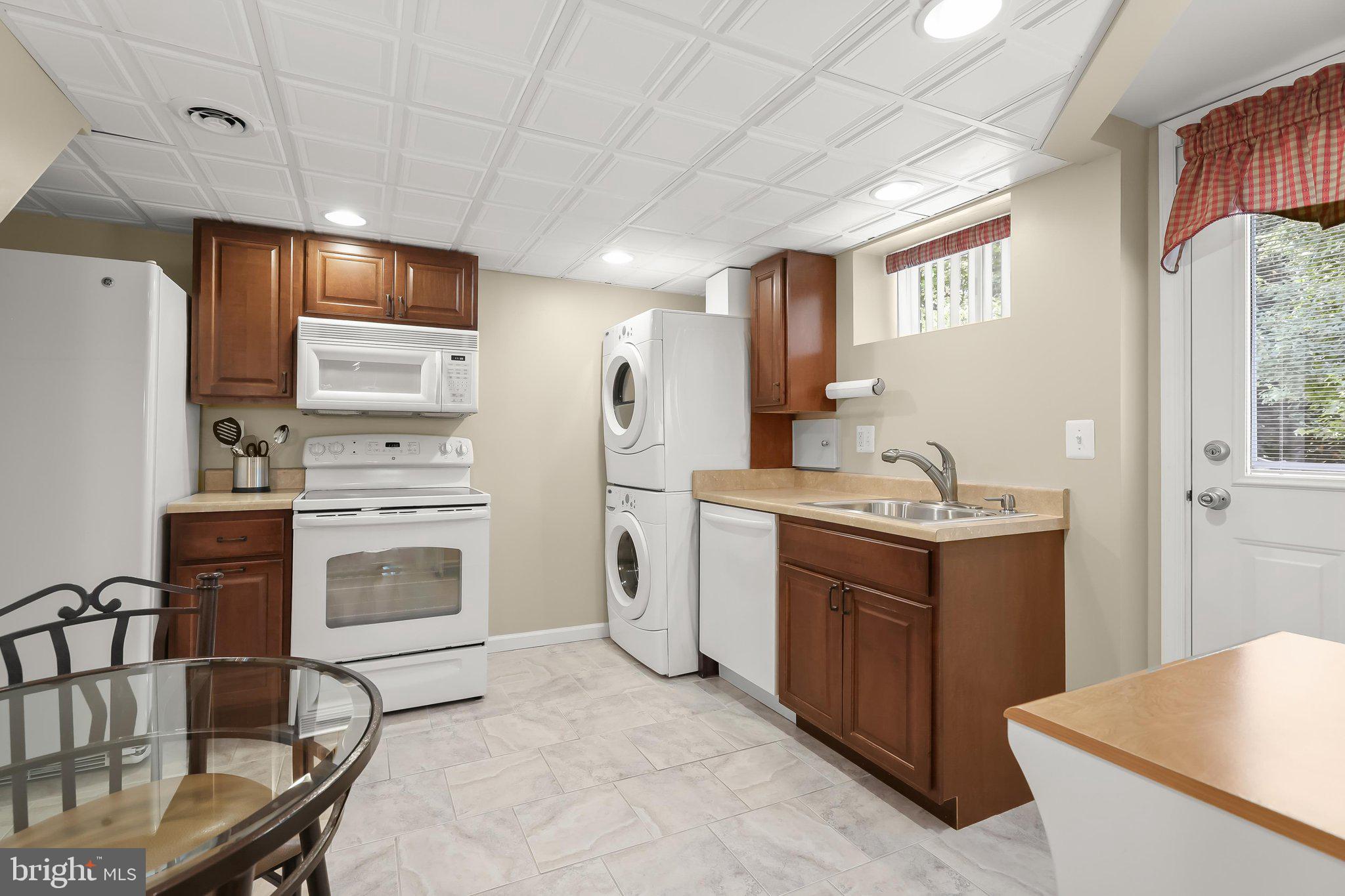 4311 Falls Park Road Perry Hall, MD 21128 - Photo 49 of 71 In Law Suite