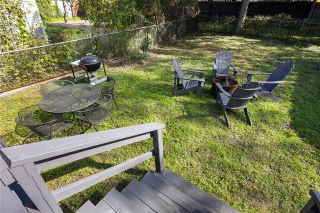 a view of utility room