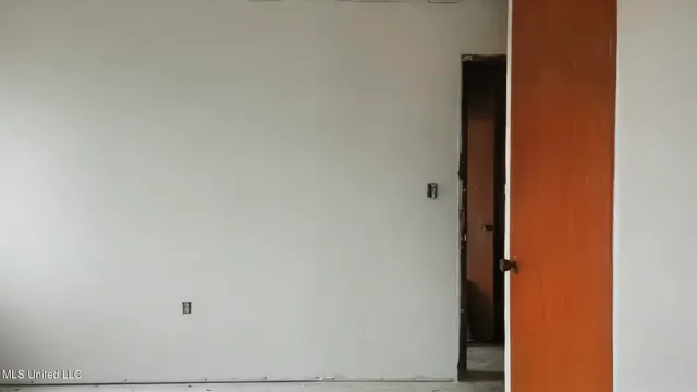 $60,000 | 564 Virgin Mary Road, Camden, MS 39045