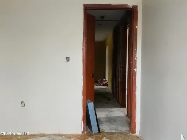 $60,000 | 564 Virgin Mary Road, Camden, MS 39045