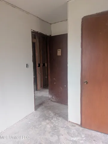 $50,000 | 564 Virgin Mary Road, Camden, MS 39045